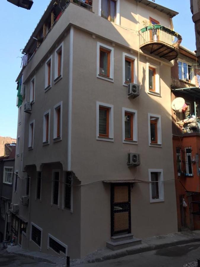 Nelly Guesthouse Стамбул Экстерьер фото